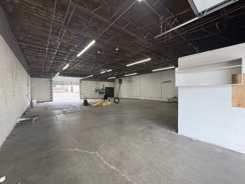 More Photos Of 1175 S Lipan St, Denver Warehouse For Lease