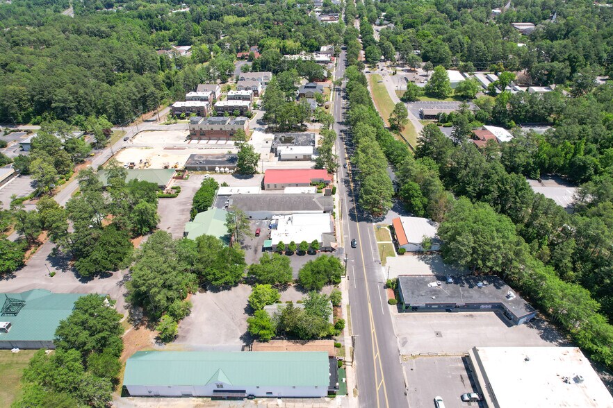 More Photos Of 650 SW Broad St, Southern Pines Freestanding For Lease