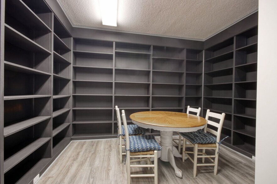 More Photos Of 604 Front St, Georgetown Office For Sale