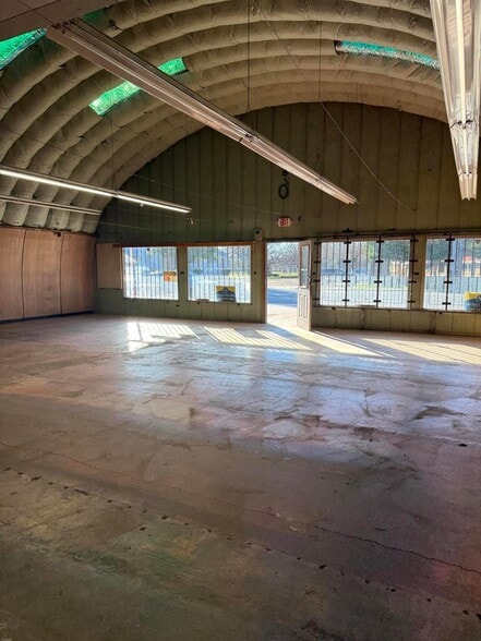 More Photos Of 22024 Old Hwy 44 Dr, Palo Cedro Mixed Retail For Lease