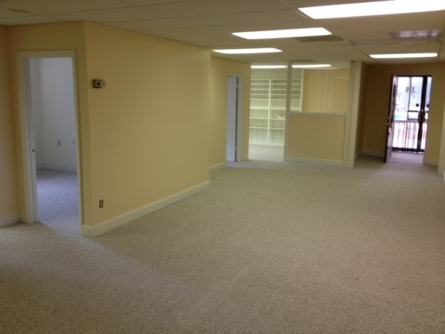 More Photos Of 107 Merrimon Ave, Asheville Office Residential For Lease