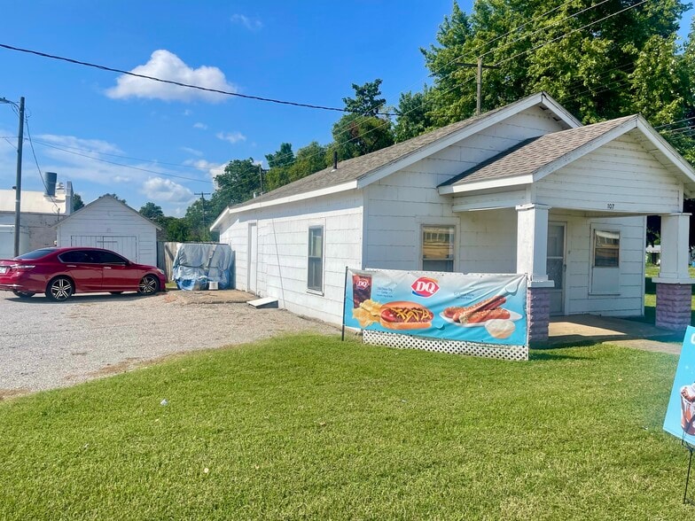 More Photos Of 801 S Main St, Blackwell Fast Food For Sale