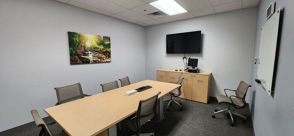 More Photos Of 6870 Bermuda Rd, Las Vegas Office For Lease