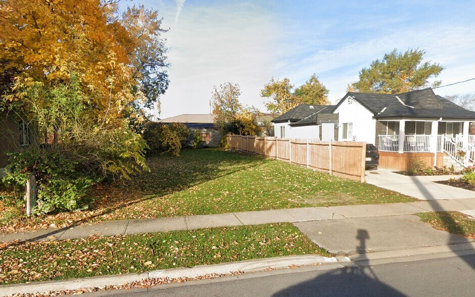 More Photos Of 47 Page St, St Catharines Land For Sale