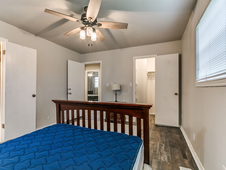 More Photos Of 5201 Washington Blvd, Spencer Land For Sale