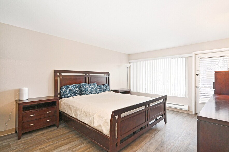 More Photos Of 8708 Rainier Ave S, Seattle Apartments For Sale