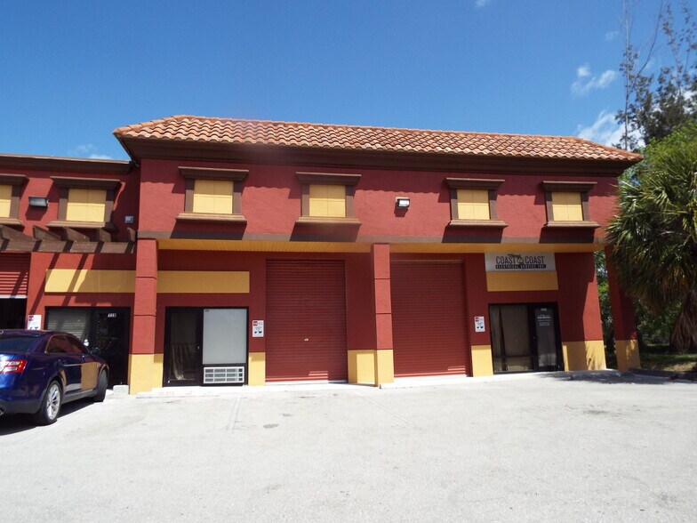 More Photos Of 422 SW 2nd Ter, Cape Coral Warehouse For Lease