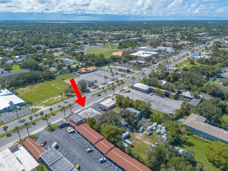 More Photos Of 1841 S Ridgewood Ave, Daytona Beach Freestanding For Sale