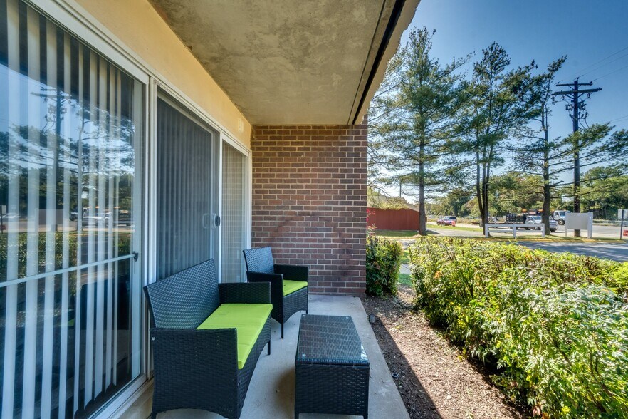 More Photos Of 8340 Indian Head Hwy, Fort Washington Apartments For Sale