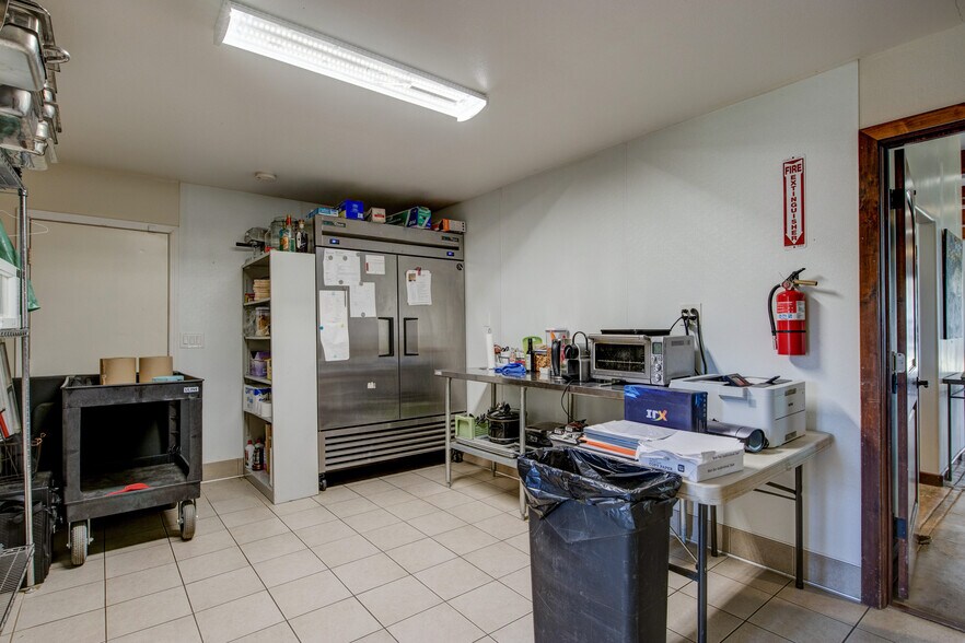 More Photos Of 7449 Fairplay Rd, Somerset Specialty For Sale