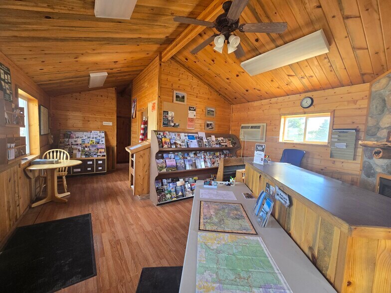 More Photos Of 187 US-16, Buffalo Auto Repair For Sale