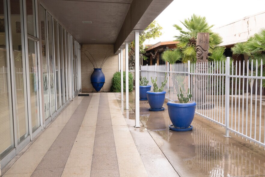 More Photos Of 4625 E Broadway Blvd, Tucson Storefront Retail Office For Lease