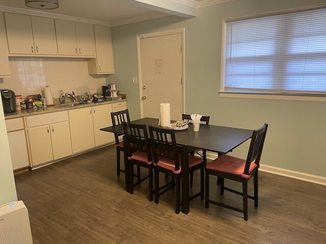 More Photos Of 1006 Lamond Ave, Durham Office For Lease