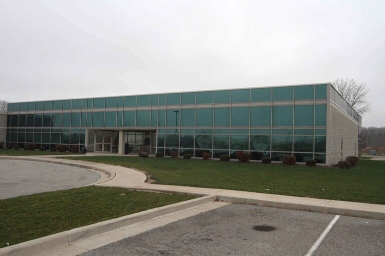 More Photos Of 7311 Quality Cir, Anderson Office For Sale