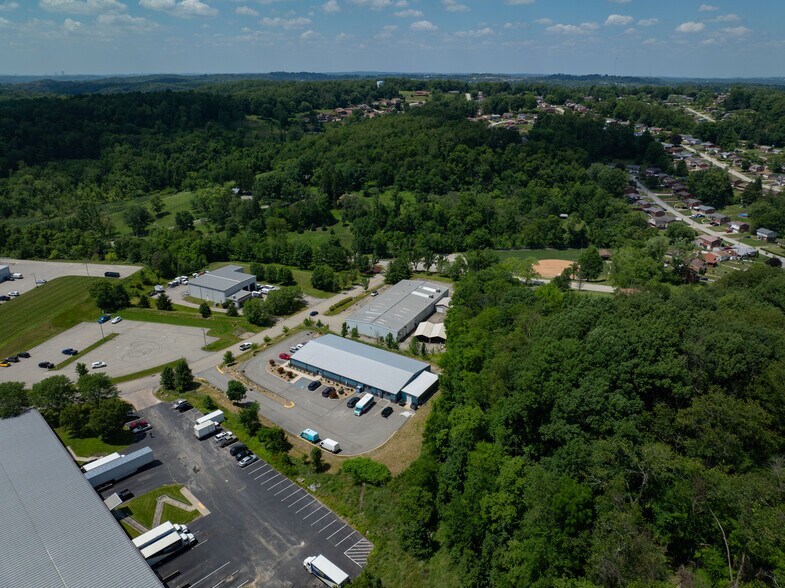 More Photos Of 11075 Parker Dr, Irwin Warehouse For Sale