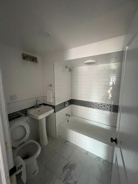 More Photos Of 106-118 Rushbrook St, Jermyn Apartments For Sale