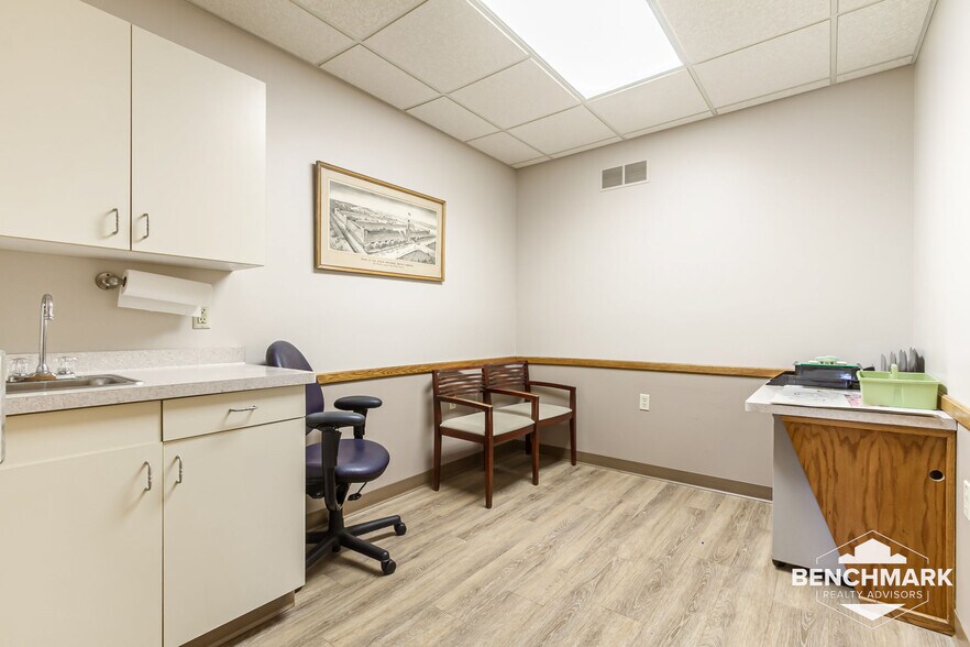 More Photos Of 199 Parrish St, Canandaigua Medical For Sale