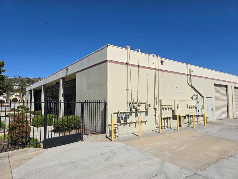 More Photos Of 1331 N Cuyamaca St, El Cajon Service For Lease