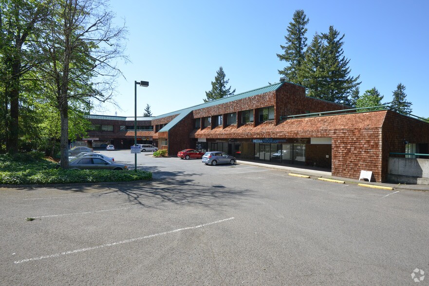 More Photos Of 11830 SW Kerr Pky, Lake Oswego Office For Lease
