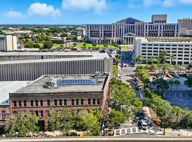More Photos Of 501 W Bay St, Jacksonville Office For Lease