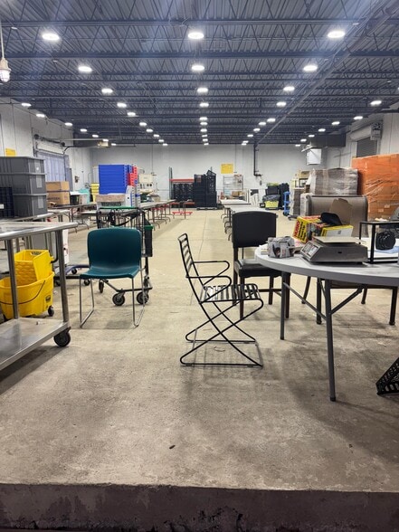More Photos Of 386-394 Coit St, Irvington Manufacturing For Lease