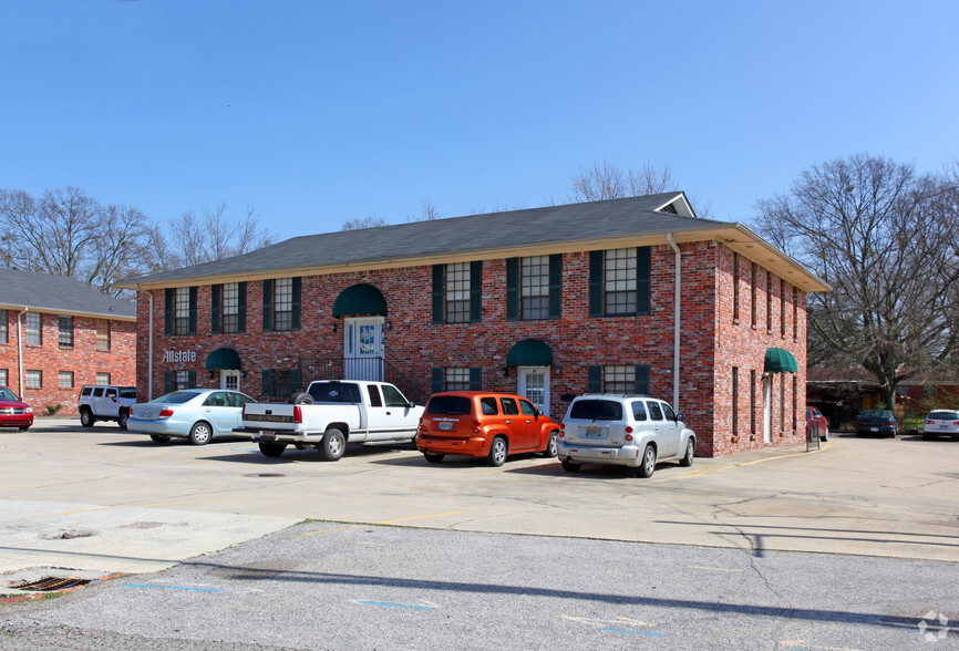 Primary Photo Of 1405 Thompson Cir, Gardendale Office For Lease