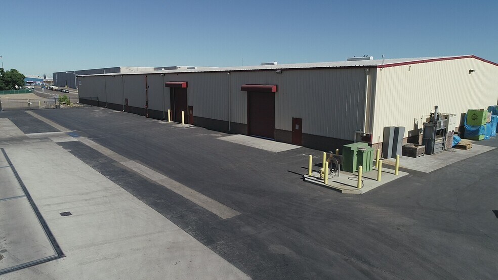More Photos Of 506-530 El Roya Ave, Modesto Warehouse For Lease