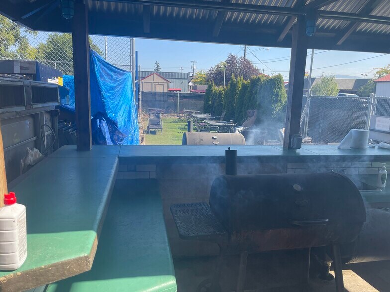 More Photos Of 20 N Raymond Rd, Spokane Restaurant For Sale