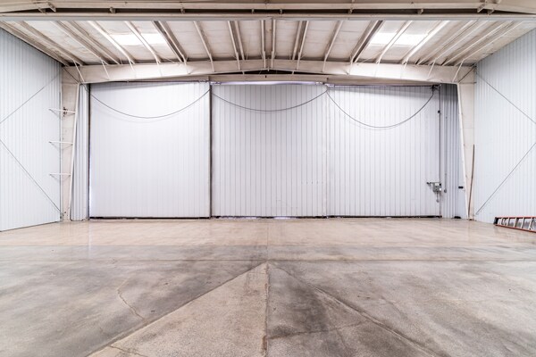 More Photos Of 2007 Flightway Dr, Atlanta Airplane Hangar For Sale