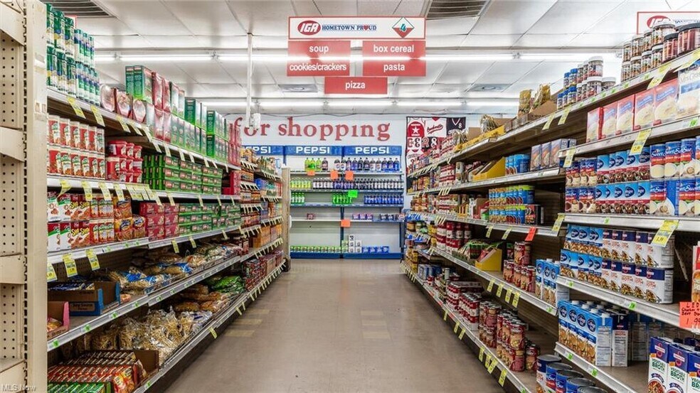 More Photos Of 726 China St, Crooksville General Retail For Sale