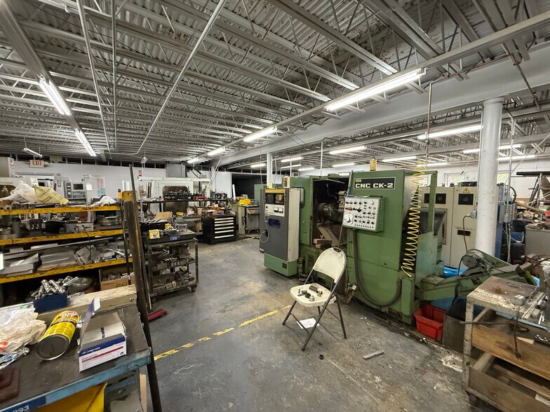 More Photos Of 44 Southbridge Rd, Dudley Light Manufacturing For Sale