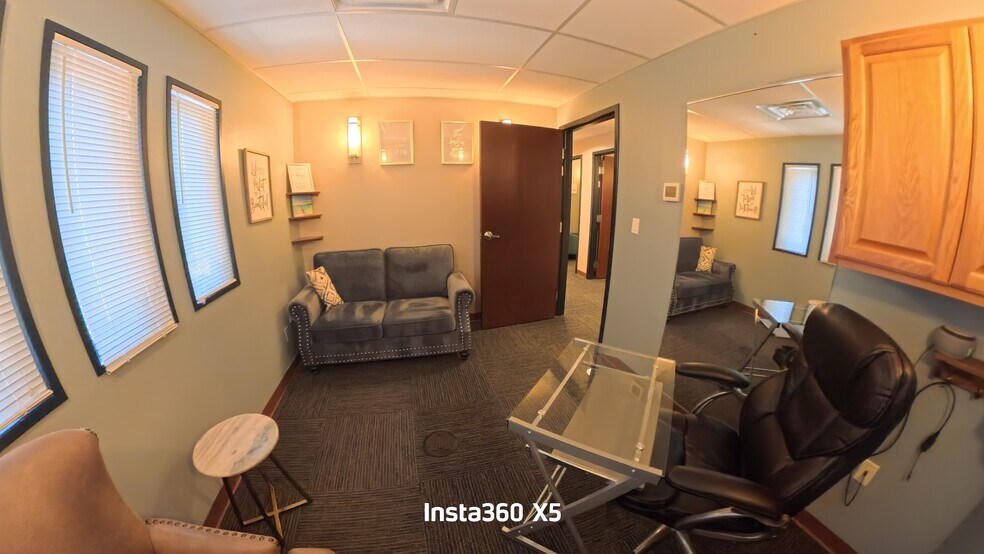 More Photos Of 162 Kings Hwy N, Westport Medical For Lease