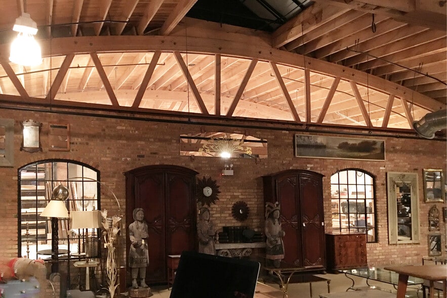 More Photos Of 1750 N Springfield Ave, Chicago Warehouse For Sale