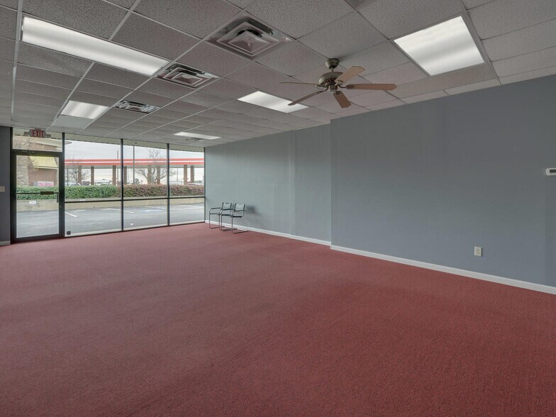 More Photos Of 134 Hurricane Shoals Rd, Lawrenceville Storefront Retail Office For Sale