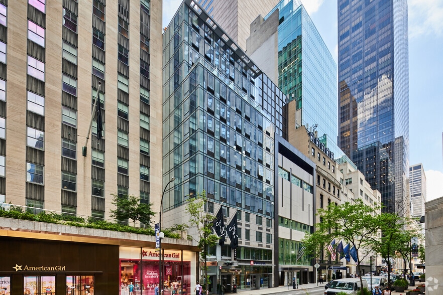 Primary Photo Of 11-13 W 51st St, New York Hotel For Lease