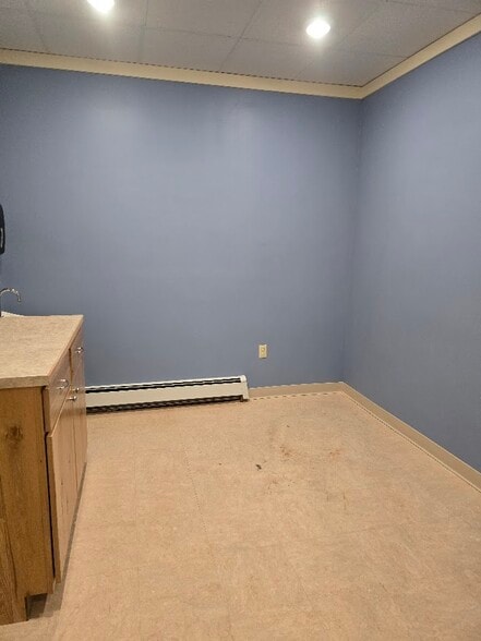 More Photos Of 87 Main St, East Millinocket Healthcare For Sale