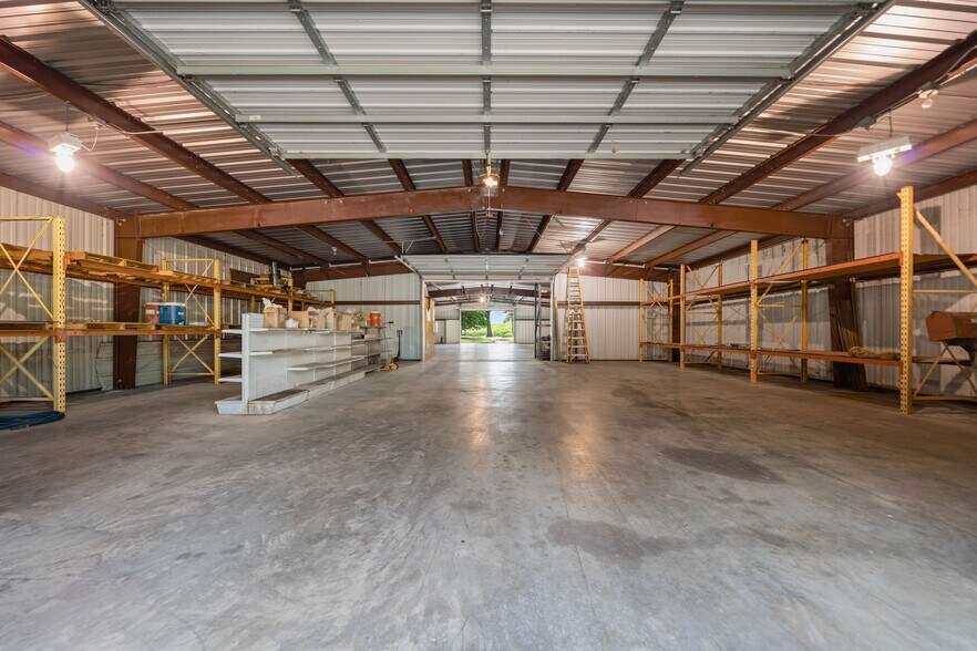 More Photos Of 15288 AR-22, Dardanelle Warehouse For Sale