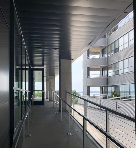 More Photos Of 151 E Wilson St, Madison Apartments For Lease