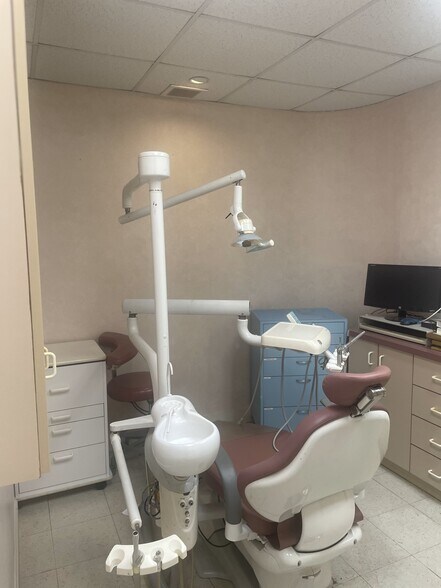 More Photos Of 77 Pond Ave, Brookline Apartments For Sale