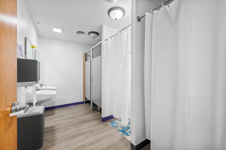 More Photos Of 49 Olive St, Gallipolis Office For Sale