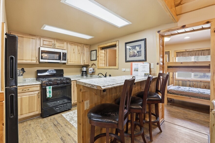 More Photos Of 3725 Movie Ranch Rd, Duck Creek Village Specialty For Sale