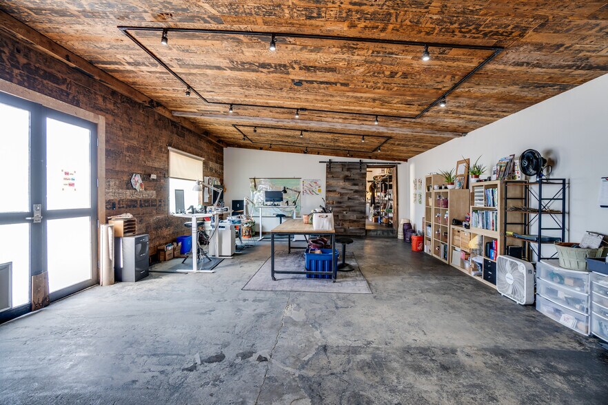 More Photos Of 3001 N North Coolidge Ave, Los Angeles Land For Sale