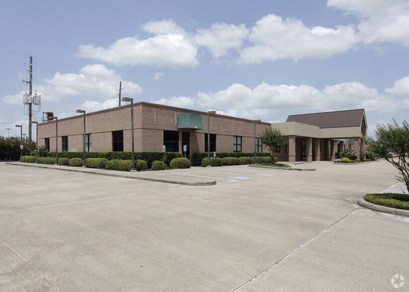 More Photos Of 462 S Mason Rd, Katy Medical For Lease