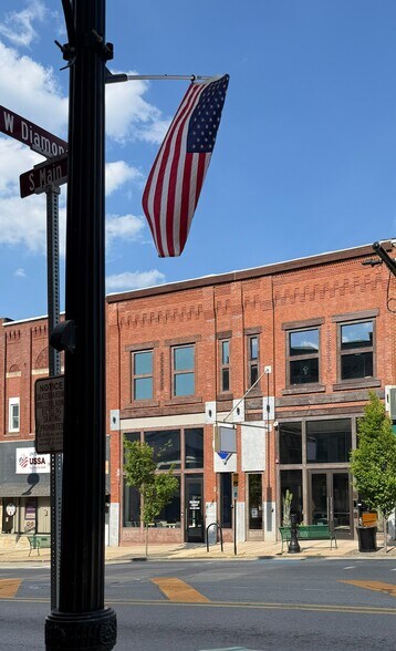 Primary Photo Of , Butler General Retail For Sale