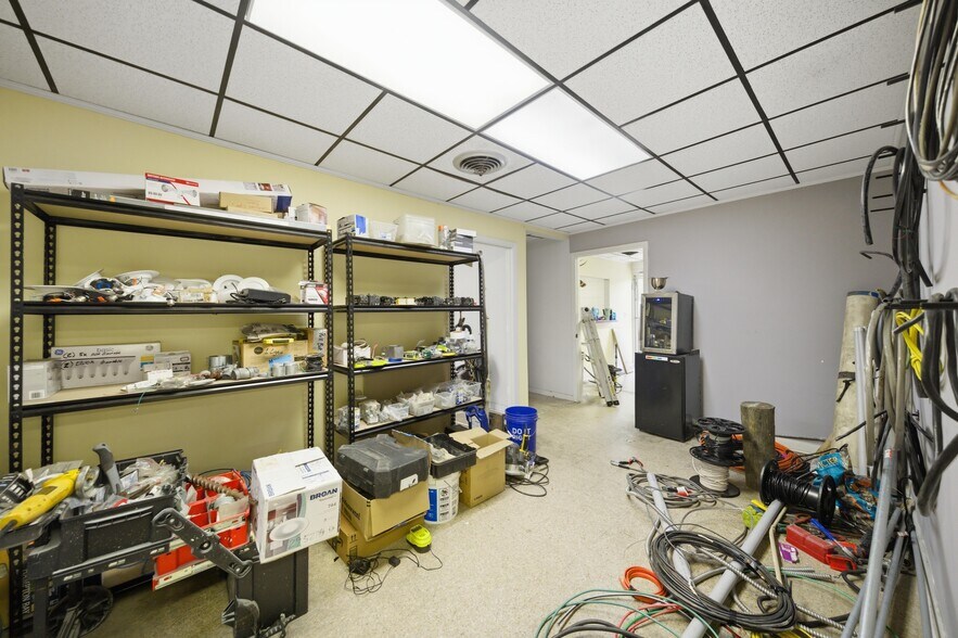 More Photos Of 120 N Main St, Bushnell Office Residential For Sale