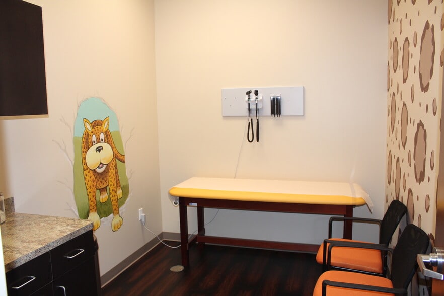 More Photos Of 340 N Wymore Rd, Winter Park Office For Lease