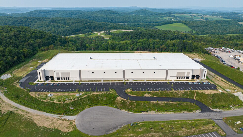 More Photos Of 744 Excel Dr, Hunker Warehouse For Lease