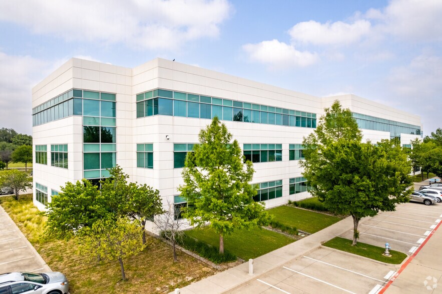 More Photos Of 5600 Tennyson Pkwy, Plano Office For Lease