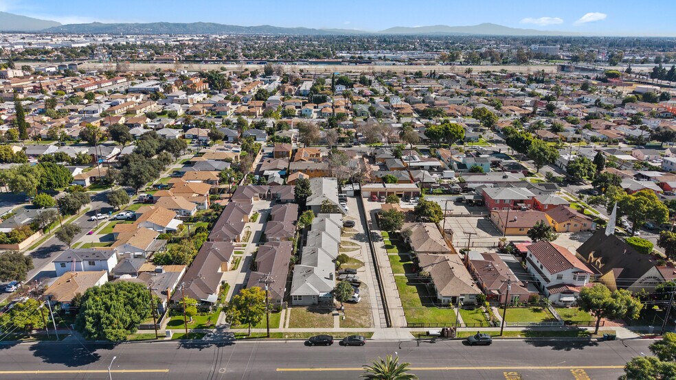 More Photos Of 6800 Wilcox Ave, Bell Apartments For Sale