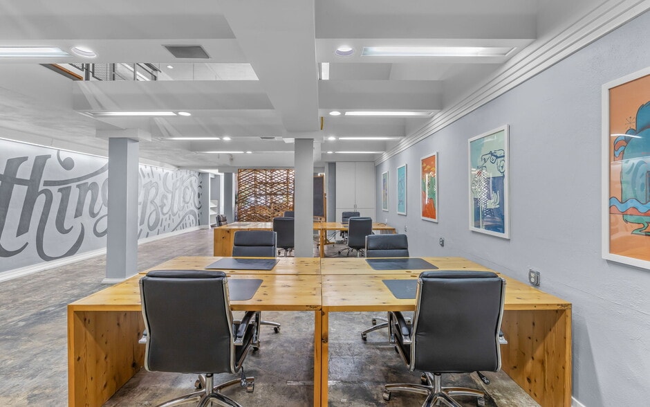 More Photos Of 211 W Freemason St, Norfolk Office Residential For Sale